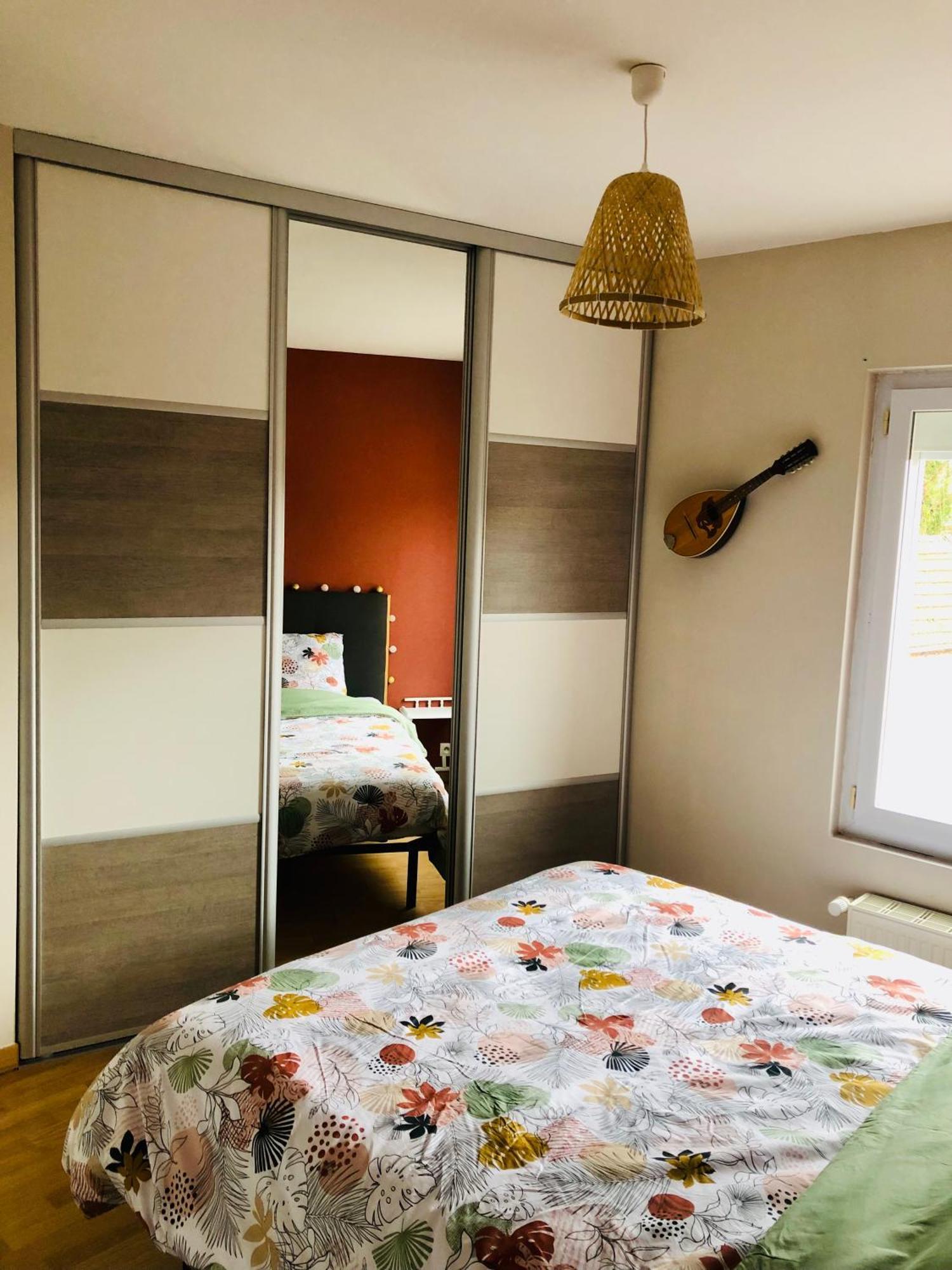 Logement Centre Ville D'Epernay Avec Parking Prive Exterior foto